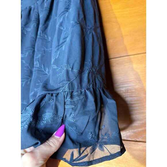 NWT Lulus Cutest Icon Navy Embroidered Off-the-Shoulder Mini Dress Cottage Sz M - Picture 4 of 8